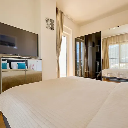 Tre Canne, Private 2-bedroom In Budua