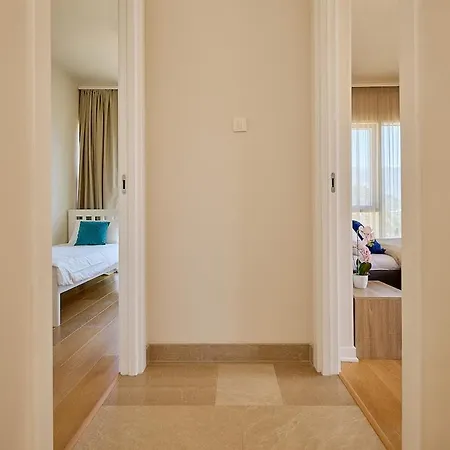 Tre Canne, Private 2-bedroom In Appartamento Budua